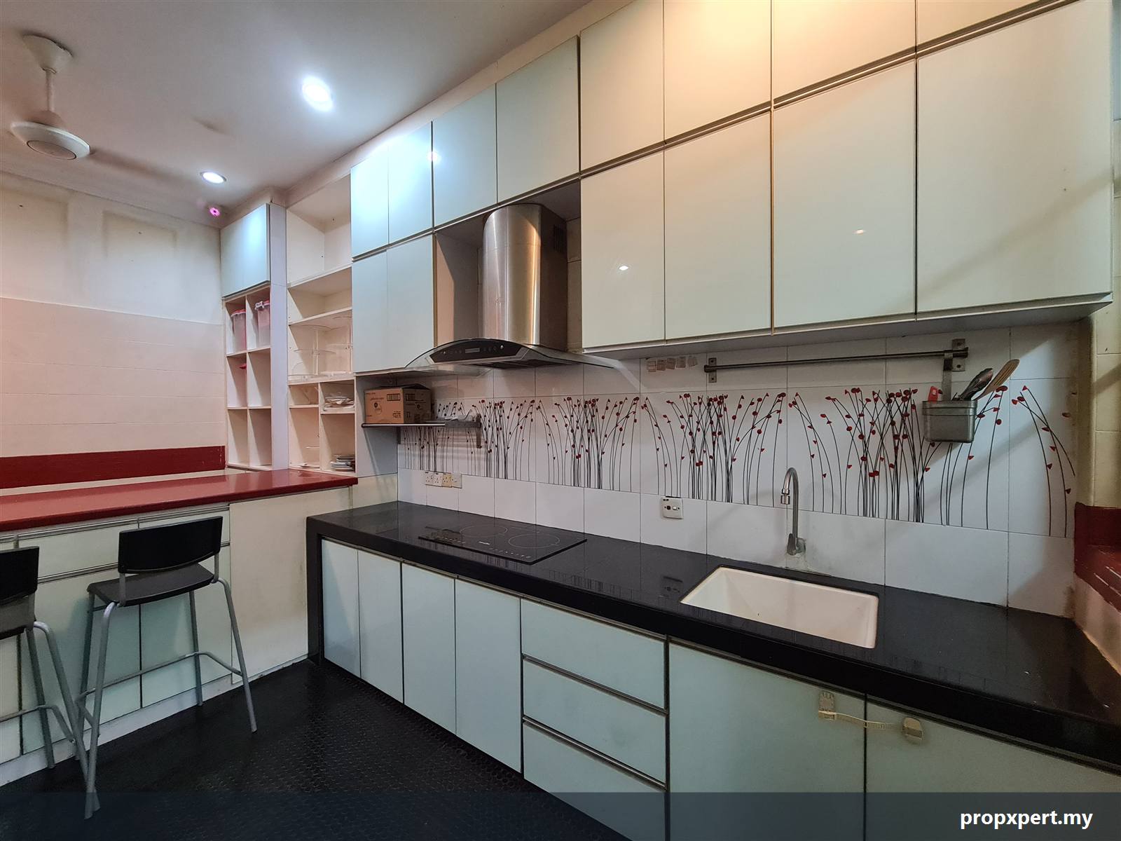 D’Kayangan Seksyen 13, Shah Alam